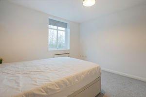 6 Cross Bedford Street